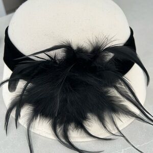 New Elegant Black and White Feathered Hat